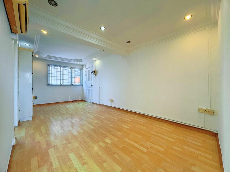 8 Holland Avenue HDB Flat For Sale at S$ 480,000 | PropertyGuru Singapore