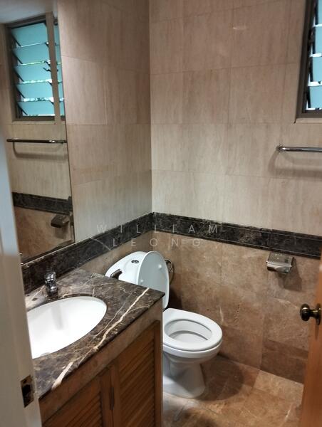 For Rent - Landbay Condo