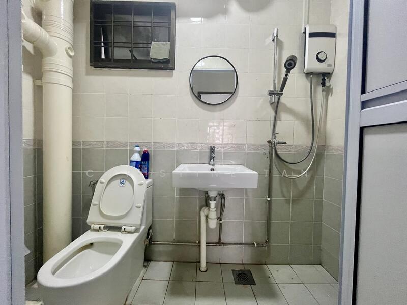 Common toilet