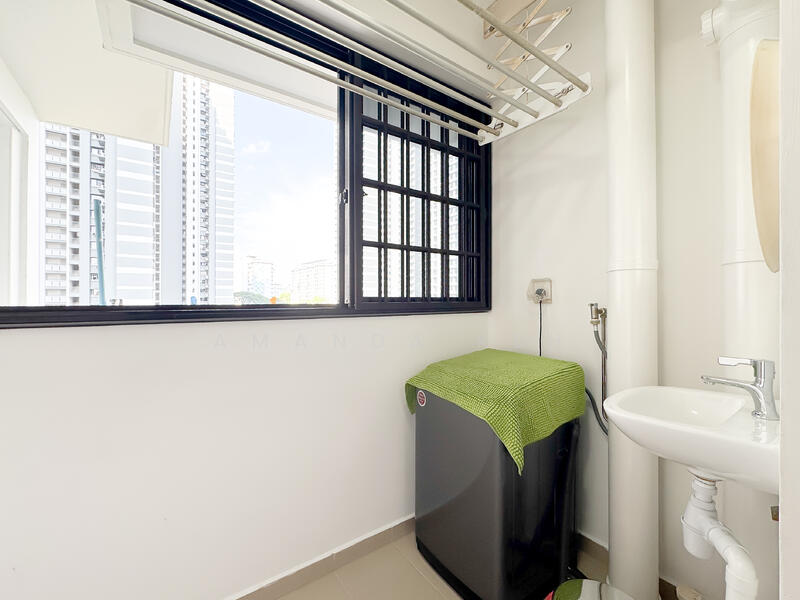 208B Clementi Avenue 6, 208B Clementi Avenue 6, Room Rental, 185 sqft, HDB Flat For Rent, by Amanda Keh, 60037037 - PropertyGuru.com.sg