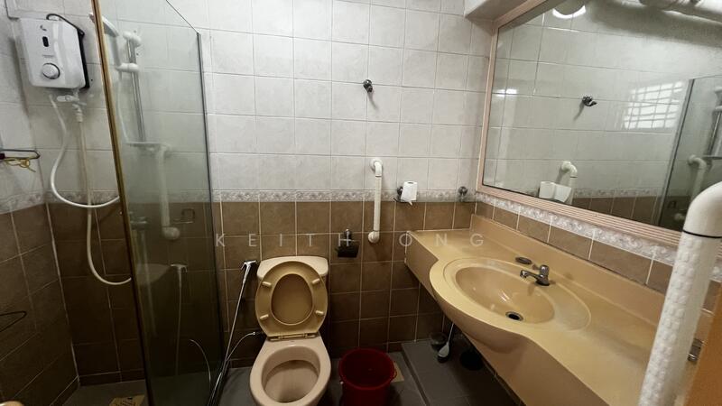 104 Towner Road, 104 Towner Road, Balestier / Toa Payoh, Room Rental, 250 sqft, HDB Flat For Rent, by Keith Ong, 60037101 - Bathroom - PropertyGuru.com.sg
