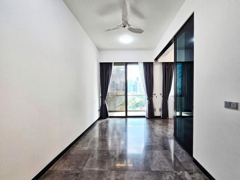 Midtown Bay, 120 Beach Road, 1 Bedroom, 484 sqft, Condominium For Rent, by Perry Koh, 60037179 - Living Room - PropertyGuru.com.sg