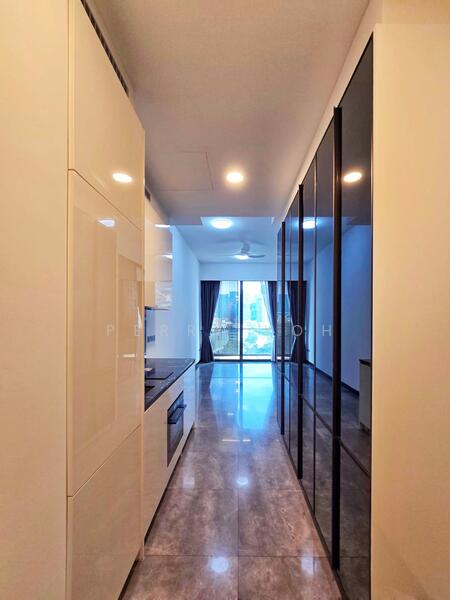 Midtown Bay, 120 Beach Road, 1 Bedroom, 484 sqft, Condominium For Rent, by Perry Koh, 60037179 - Kitchen - PropertyGuru.com.sg