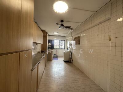 For Sale - 2 Teck Whye Avenue