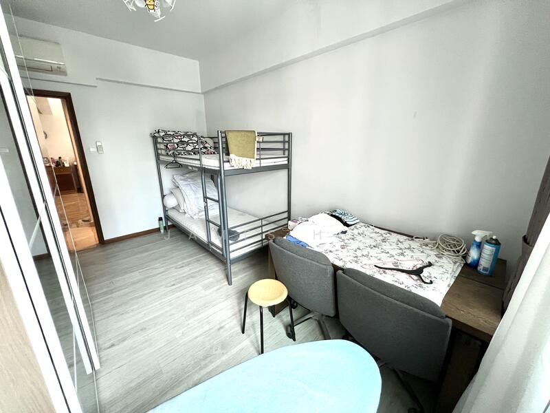Changi Court, 698 Upper Changi Road East, 3 Bedrooms, 1,184 sqft, Condominium For Rent, by James Hee, 60037556 - Bedroom - PropertyGuru.com.sg