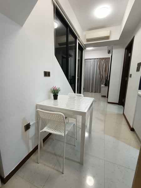 Guillemard Edge, 38 Lorong 30 Geylang, 1 Bedroom, 775 sqft, Condominium For Sale, by Kenny Lee, 60037559 - Corridor - PropertyGuru.com.sg
