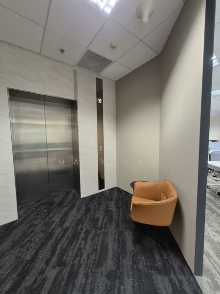 Plus, 20 Cecil Street, 1,341 sqft, Office For Rent, by Mary Lau, 60037691 - Corridor - CommercialGuru.com.sg