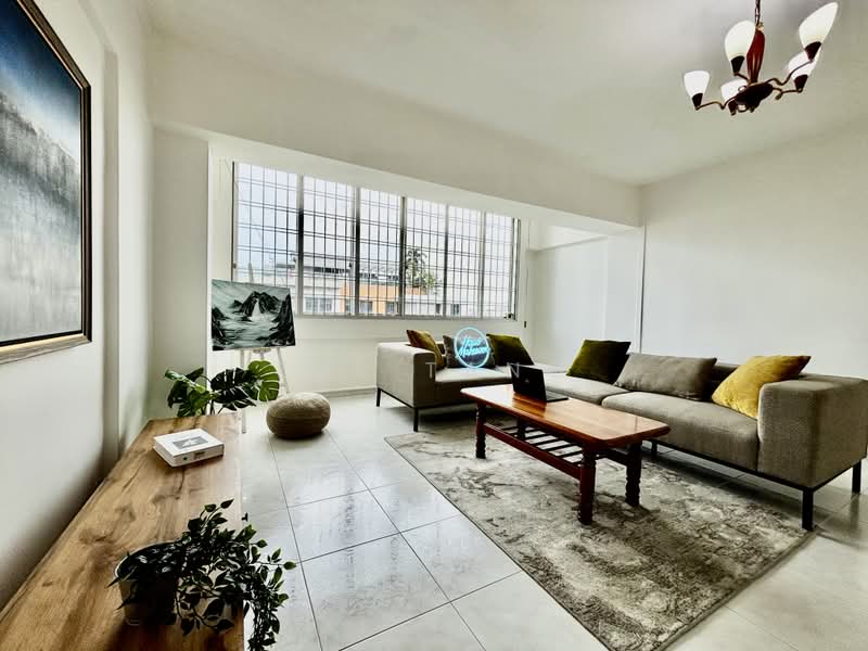 115 Bedok Reservoir Road, 115 Bedok Reservoir Road, 3 Bedrooms, 1,614 sqft, HDB Flat For Sale, by Eve Tang, 60037816 - Living Room - PropertyGuru.com.sg