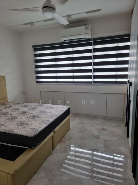 349 Tampines Street 33, 349 Tampines Street 33, Room Rental, 300 sqft, HDB Flat For Rent, by Dora Ho, 60037942 - Master Bedroom - PropertyGuru.com.sg