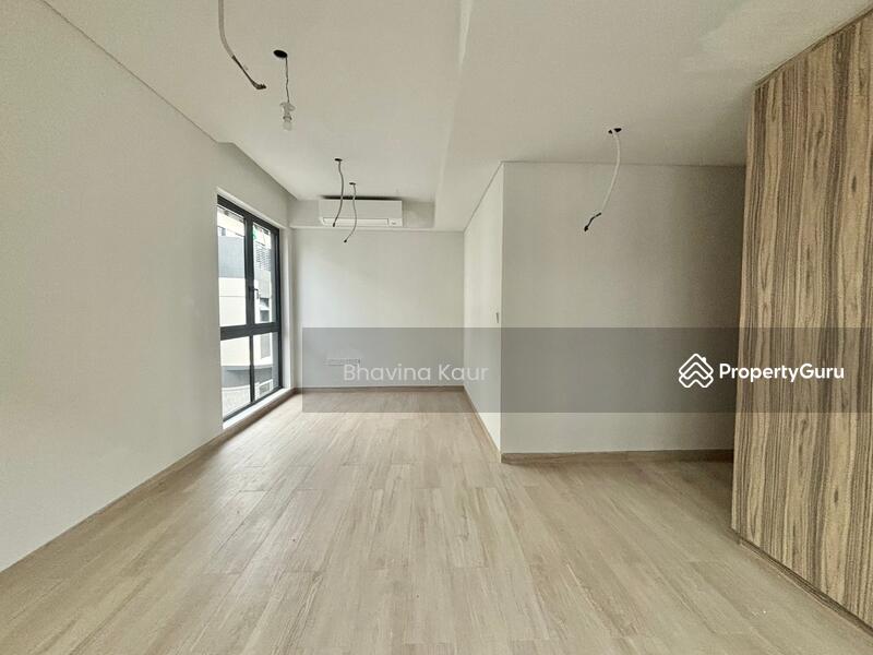 For Rent - Brand New Semi D with a Home Lift!