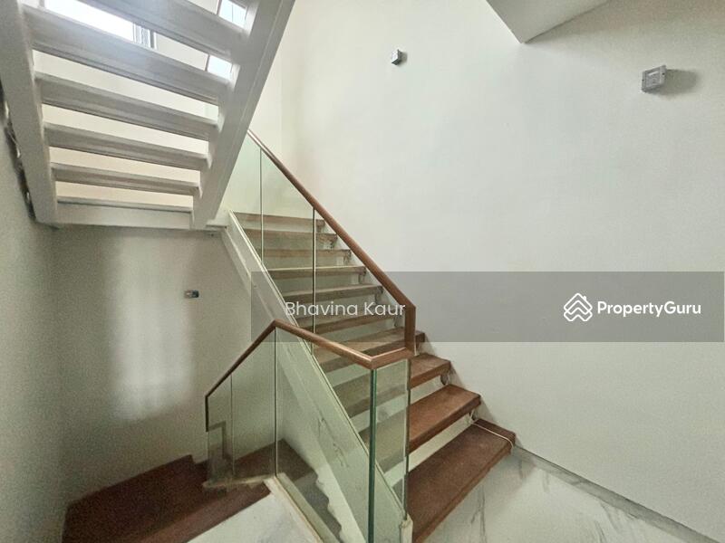 For Rent - Brand New Semi D with a Home Lift!