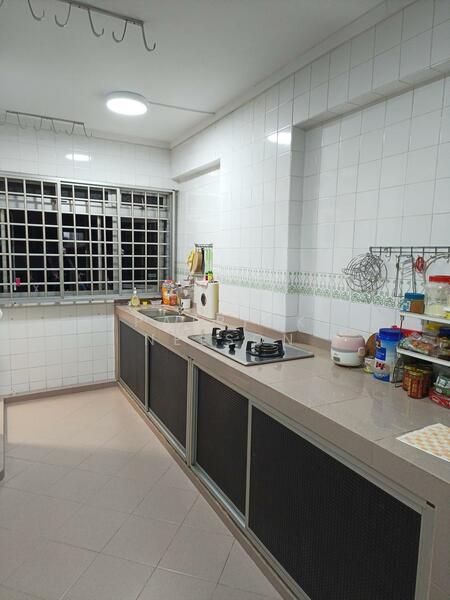 390 Tampines Avenue 7, 390 Tampines Avenue 7, 3 Bedrooms, 1,184 sqft, HDB Flat For Rent, by Patrick Nelson, 60038239 - Kitchen - PropertyGuru.com.sg