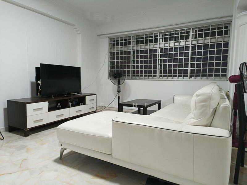 390 Tampines Avenue 7, 390 Tampines Avenue 7, 3 Bedrooms, 1,184 sqft, HDB Flat For Rent, by Patrick Nelson, 60038239 - Living Room - PropertyGuru.com.sg