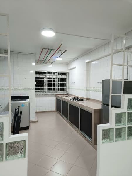 390 Tampines Avenue 7, 390 Tampines Avenue 7, 3 Bedrooms, 1,184 sqft, HDB Flat For Rent, by Patrick Nelson, 60038239 - Kitchen - PropertyGuru.com.sg