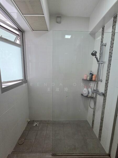 Master shower