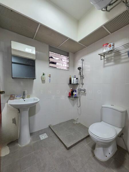 Common bathroom