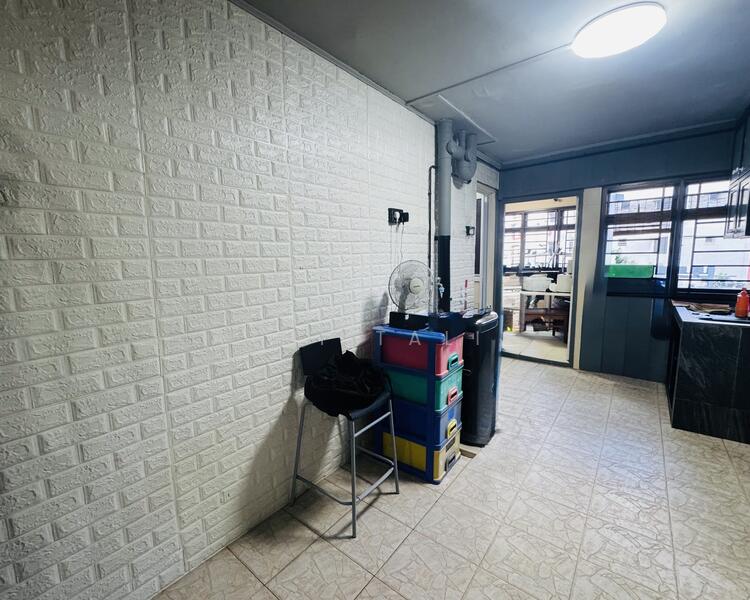 For Sale - 424 Ang Mo Kio Avenue 3