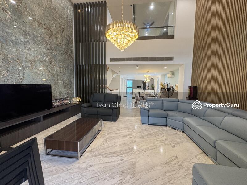 Double Volume Living Area