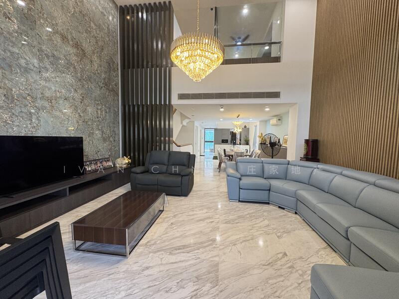 Double Volume Living Area