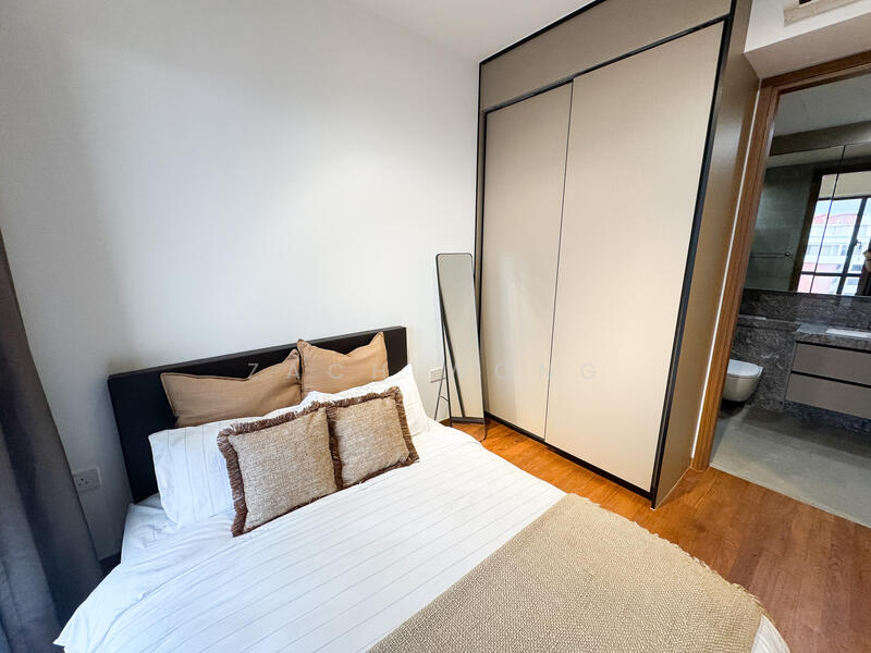 Stirling Residences, 25 Stirling Road, 2 Bedrooms, 689 sqft, Condominium For Rent, by Zach Wong, 60039134 - Master Bedroom - PropertyGuru.com.sg