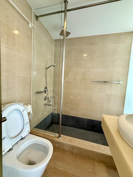 Toilet Shower Area 