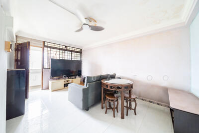 For Sale - 23A Queen's Close