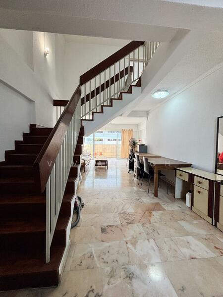 For Sale - 238 Hougang Avenue 1
