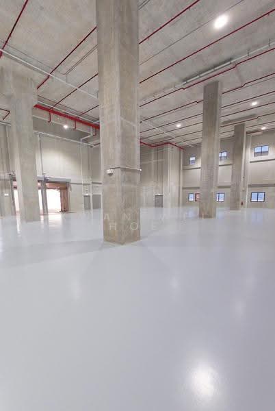 Tuas high ceiling huge warehouse, Boon Lay / Jurong / Tuas, 149,000 sqft, Light Industrial (B1) For Rent, by Kwan Wei Hoe, 60039532 - Interior - CommercialGuru.com.sg