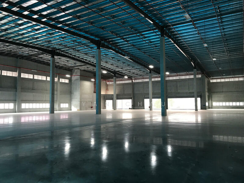 11m Clear | 1000 amps | 8 Bays | MRT, West, 57,000 sqft, Factory / Workshop (B2) For Rent, by Ryan Chau, 60039642 - Others - CommercialGuru.com.sg