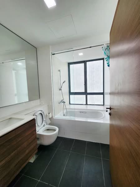 Double Bay Residences, 17A Simei Street 4, 2 Bedrooms, 936 sqft, Condominium For Rent, by Eugene Chan, 60039661 - PropertyGuru.com.sg