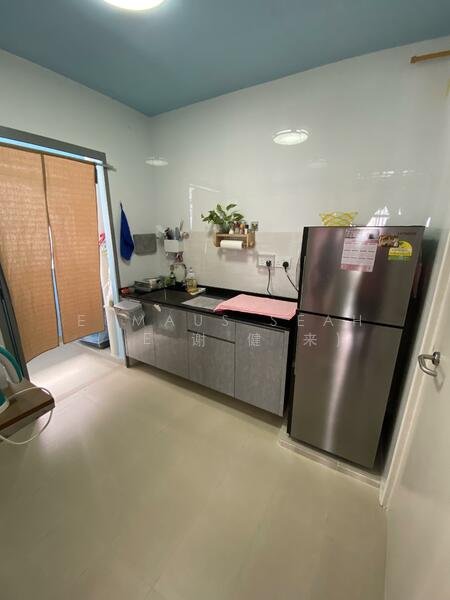 32 Margaret Drive, 32 Margaret Drive, Room Rental, 250 sqft, HDB Flat For Rent, by Eumaus Seah ( E 谢 健 来), 60039700 - Kitchen - PropertyGuru.com.sg
