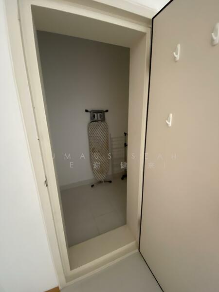 The Pier at Robertson, 80 Mohamed Sultan Road, 1 Bedroom, 678 sqft, Apartment For Rent, by Eumaus Seah ( E 谢 健 来), 60039794 - Corridor - PropertyGuru.com.sg