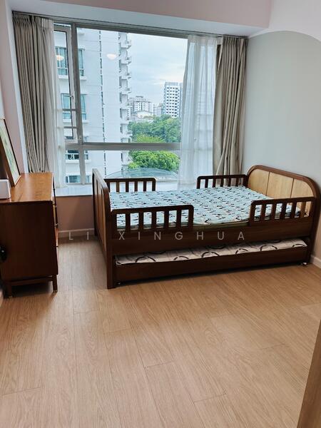 Caspian, 54 Lakeside Drive, 4 Bedrooms, 1,528 sqft, Condominium For Sale, by Li Xinghua, 60039877 - Bedroom - PropertyGuru.com.sg