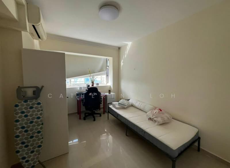52 Strathmore Avenue, 52 Strathmore Avenue, Room Rental, 100 sqft, HDB Flat For Rent, by Catherine Loh, 60039937 - Bedroom - PropertyGuru.com.sg