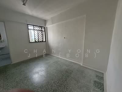 For Rent - 110 Jurong East Street 13