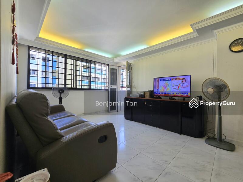 For Sale - 109 Pasir Ris Street 11
