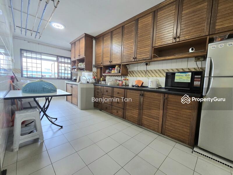 For Sale - 109 Pasir Ris Street 11