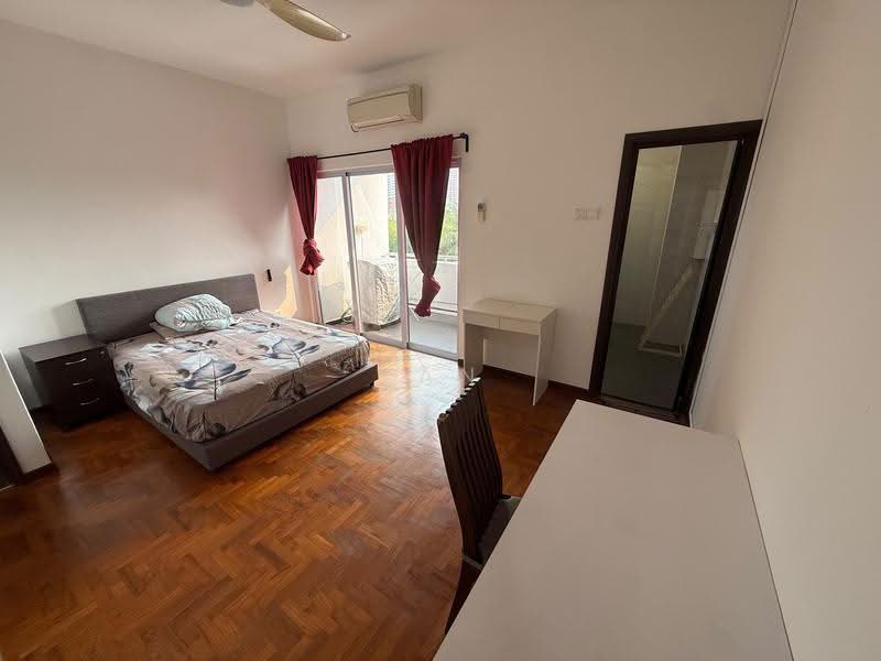 Finland Gardens, 54 East Coast Terrace, East Coast / Marine Parade, 1 Bedroom, 600 sqft, Condominium For Rent, by Tan Sek Chan, 60040397 - Bedroom - PropertyGuru.com.sg