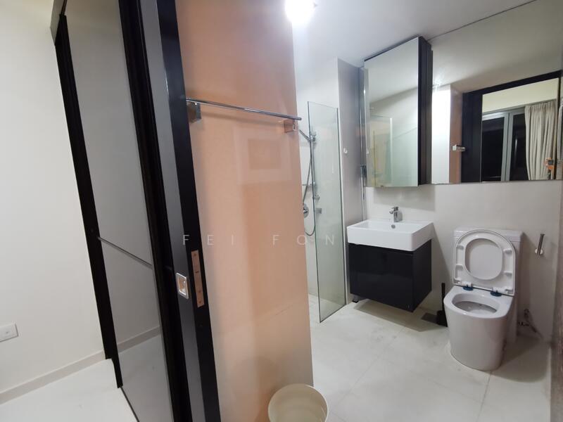Vivace, 19 Tong Watt Road, Orchard / River Valley, 1 Bedroom, 398 sqft, Apartment For Rent, by Fei Fong, 60040436 - Bathroom - PropertyGuru.com.sg