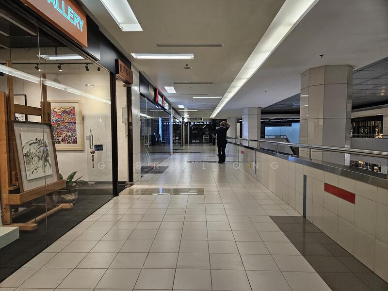 The Adelphi, 1 Coleman Street, 398 sqft, Other Retail For Sale, by Gabriel Ong, 60040439 - Corridor - CommercialGuru.com.sg