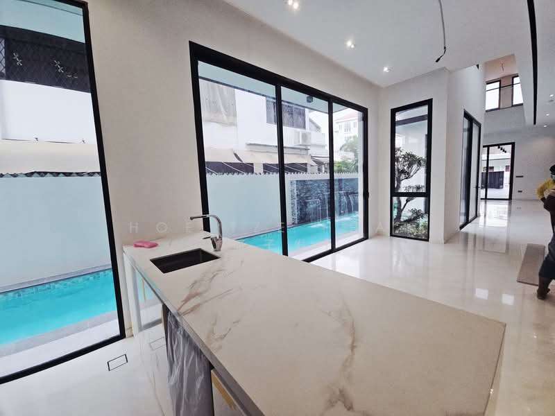 Rosyth Road Brand New Huge Semi Detached, Rosyth Road, 6 Bedrooms, 9,422 sqft, Semi-Detached House For Sale, by Hoe Tze Huat (何子发), 60040447 - Kitchen - PropertyGuru.com.sg