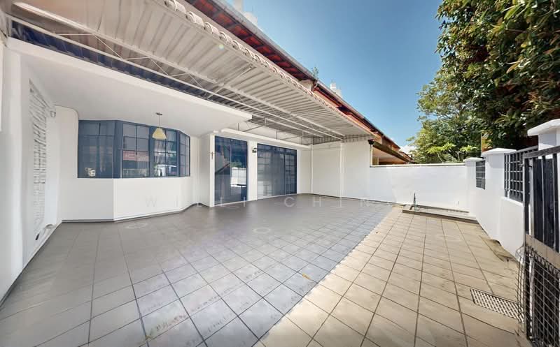 Spacious affordable freehold terrace w 4+1 rooms @ Hillcrest, Hillcrest Road, 4 Bedrooms, 2,602 sqft, Terraced House For Sale, by Willi Ching, 60040463 - Exterior - PropertyGuru.com.sg