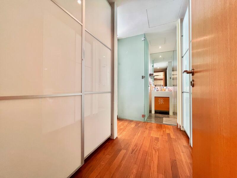 Walk in wardrobe
