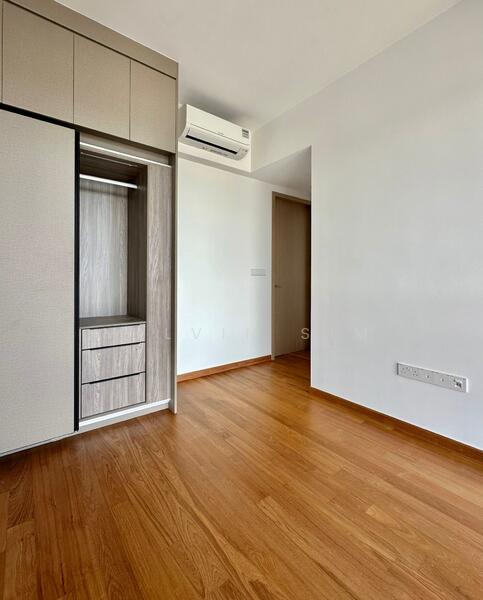 Verticus, 5 Jalan Kemaman, 2 Bedrooms, 678 sqft, Condominium For Rent, by Melvin Sim, 60040602 - Master Bedroom - PropertyGuru.com.sg