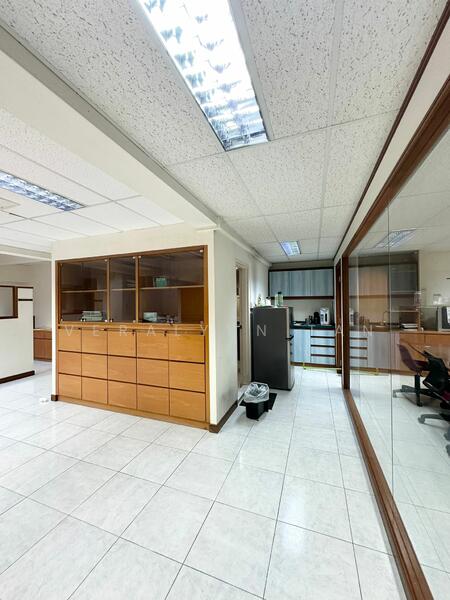 Textile Centre, 200 Jalan Sultan, 1,162 sqft, Office For Rent, by Veralynn Tan, 60040689 - CommercialGuru.com.sg