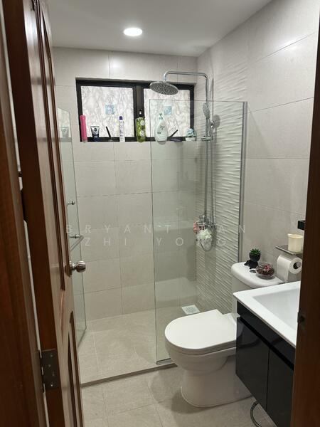 Bayshore Park, 66 Bayshore Road, 2 Bedrooms, 936 sqft, Condominium For Rent, by Bryant Tan Zhi Yong, 60040698 - 2nd Bathroom - PropertyGuru.com.sg