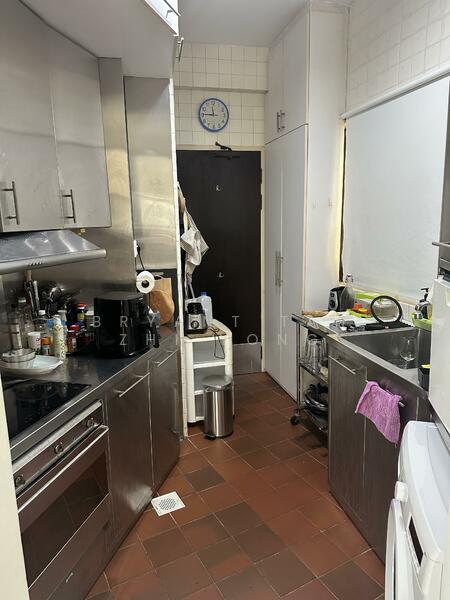 Bayshore Park, 66 Bayshore Road, 2 Bedrooms, 936 sqft, Condominium For Rent, by Bryant Tan Zhi Yong, 60040698 - Kitchen - PropertyGuru.com.sg