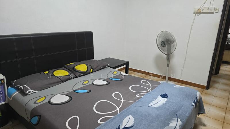 112 Tampines Street 11, 112 Tampines Street 11, 2 Bedrooms, 807 sqft, HDB Flat For Rent, by Josephine Tan, 60040748 - Bedroom - PropertyGuru.com.sg