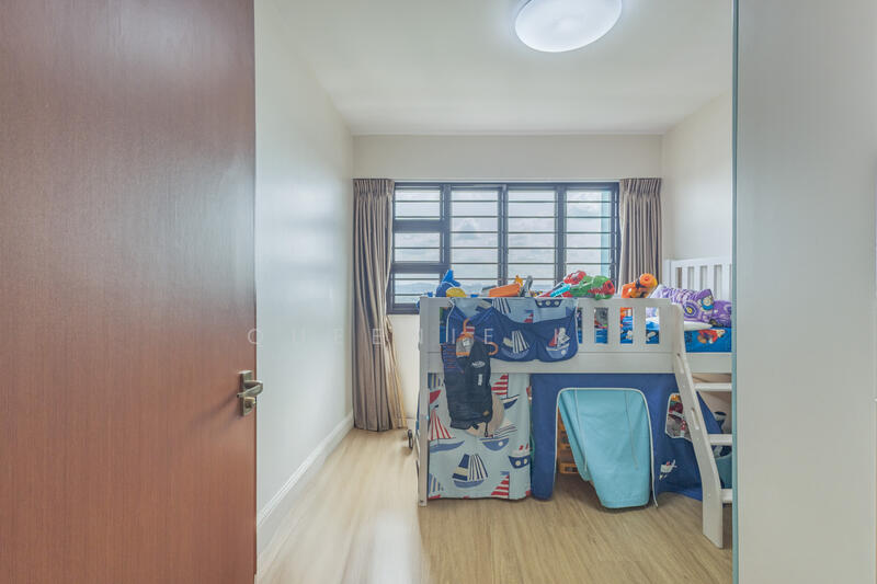 For Sale - 33 Ghim Moh Edge
