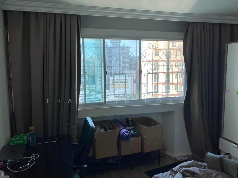 Grange Heights, 21 Saint Thomas Walk, Orchard / River Valley, Room Rental, 150 sqft, Apartment For Rent, by Tham Mun Hong, 60040985 - Living Room - PropertyGuru.com.sg